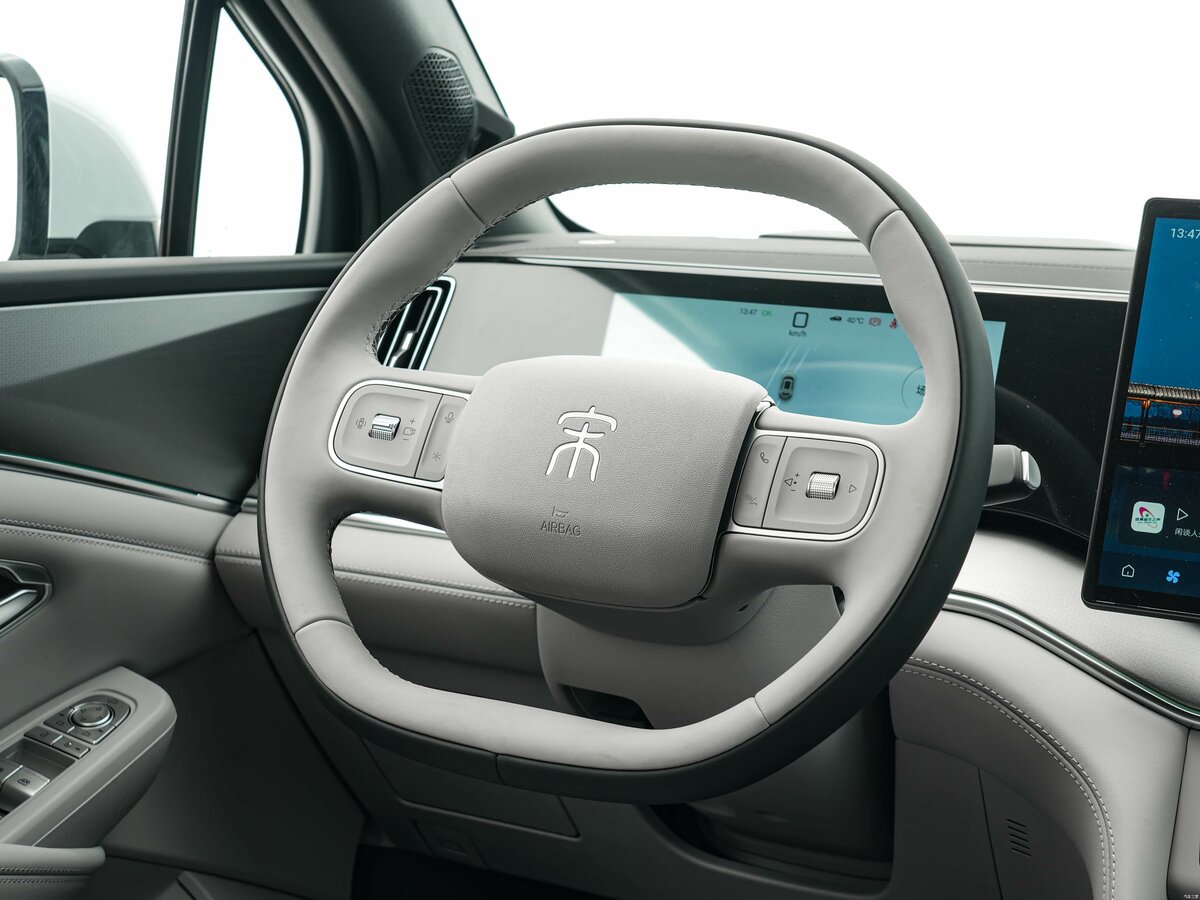BYD Song Ultra 2026 – н.в. Внедорожник 5 дв. DM-i
