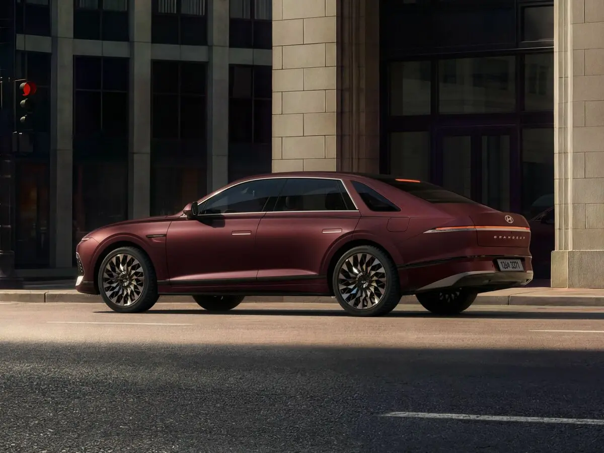 Hyundai Grandeur VII Рестайлинг Седан — фото 3