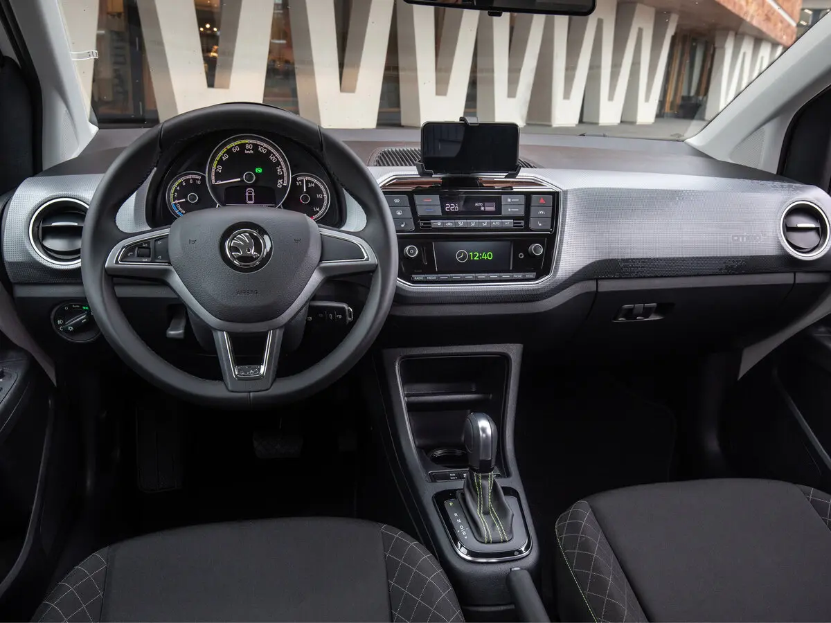 Skoda Citigo I Рестайлинг 2 Хэтчбек 5 дв. — 照片 6