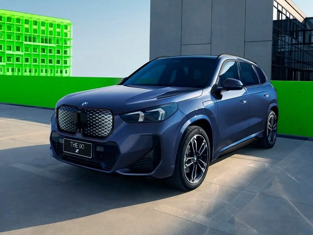 BMW iX1 2022 – н.в. Внедорожник 5 дв. L
