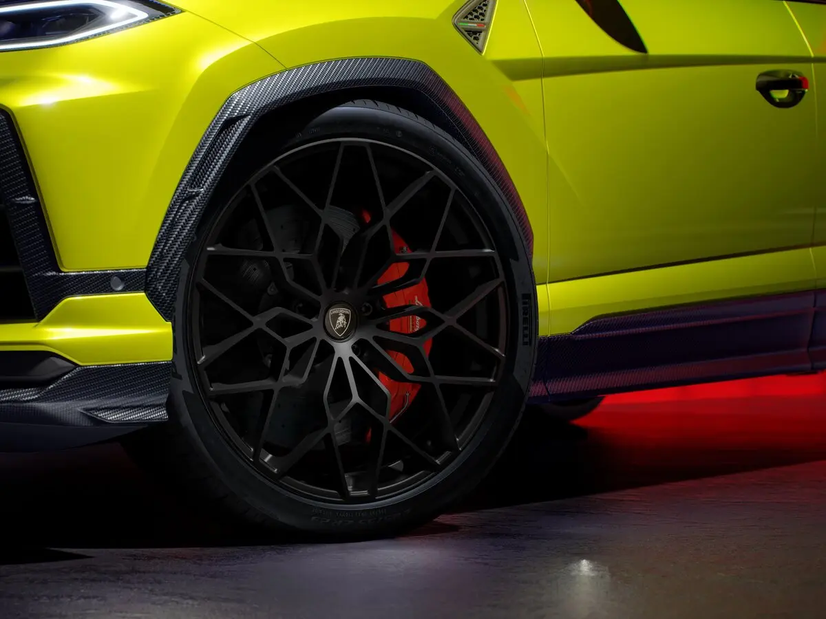 Lamborghini Urus I Рестайлинг Внедорожник 5 дв. SE Performante — фото 15