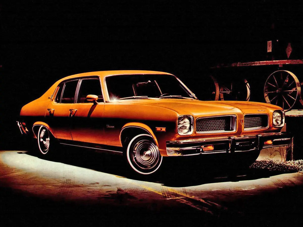 Pontiac Ventura II Седан