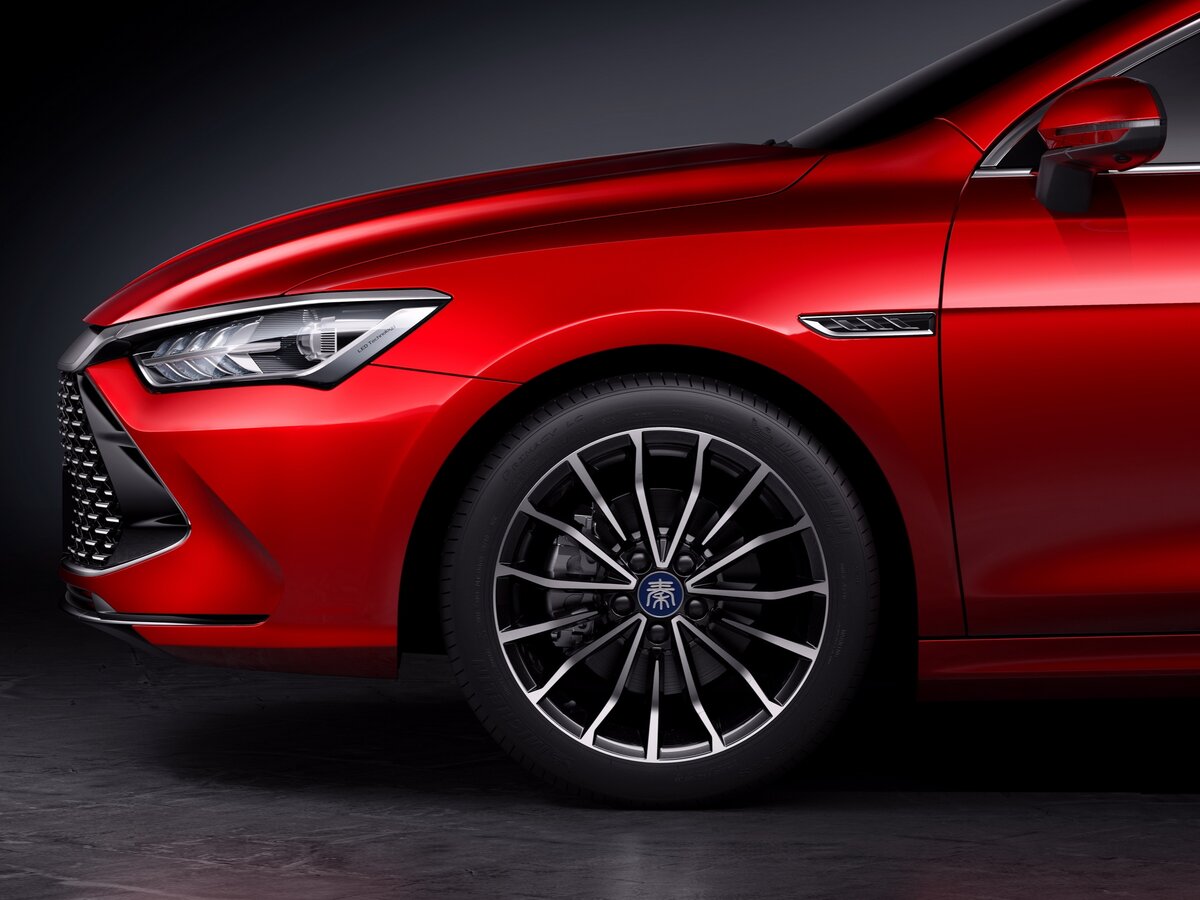 BYD Qin Plus I Седан