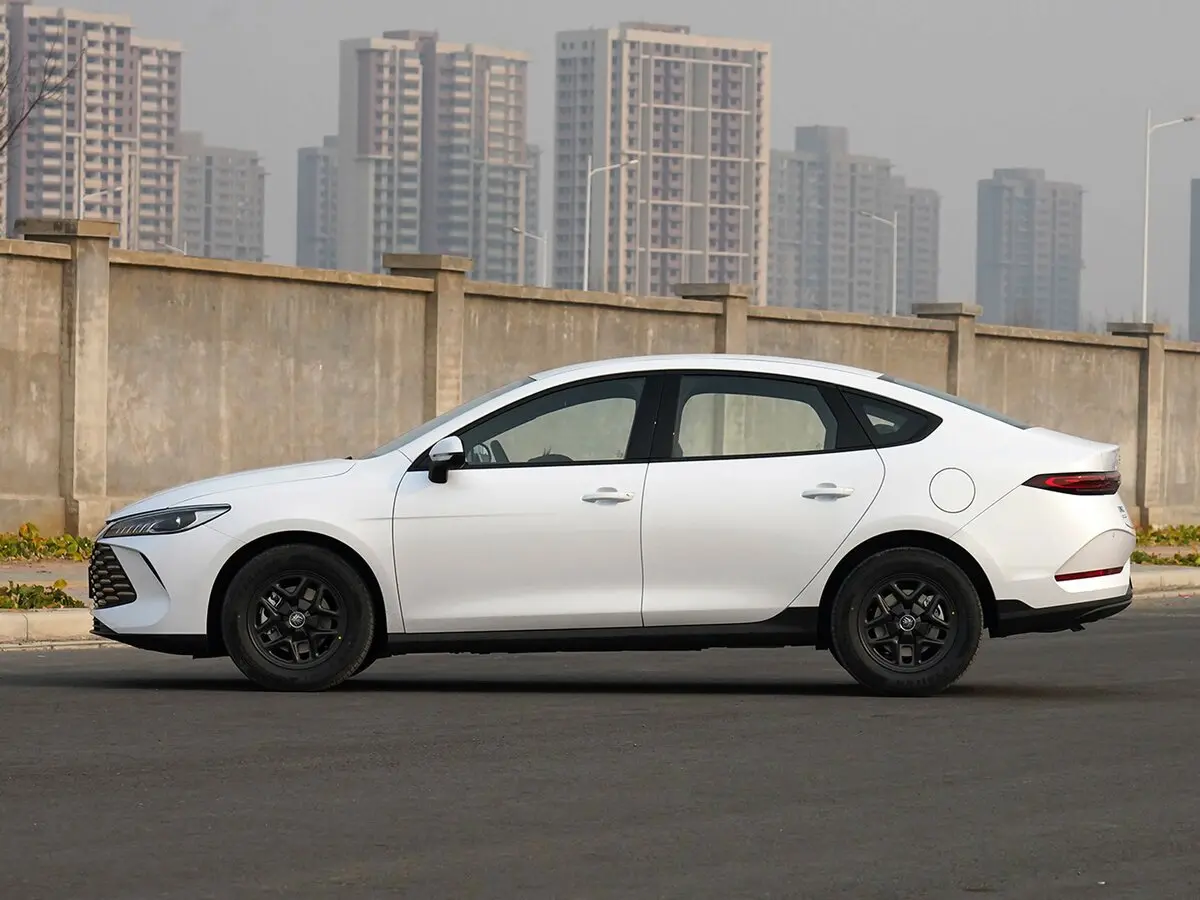 BYD Qin Plus I Рестайлинг Седан — сүрөт 2