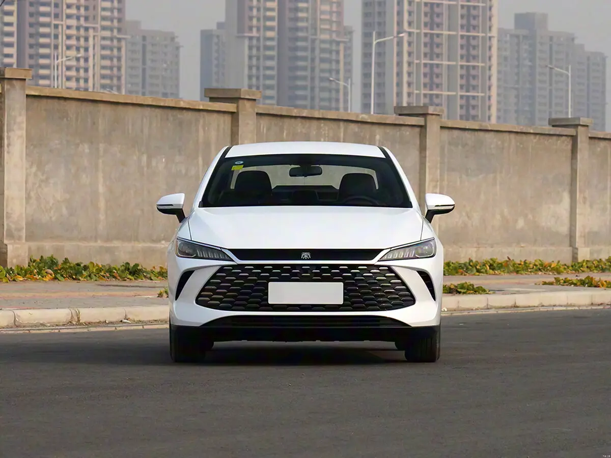 BYD Qin Plus I Рестайлинг Седан — сүрөт 3