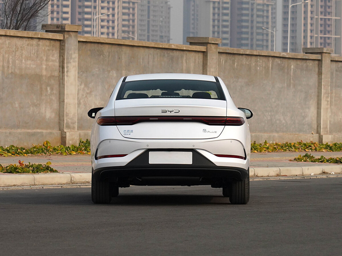 BYD Qin Plus I Рестайлинг Седан