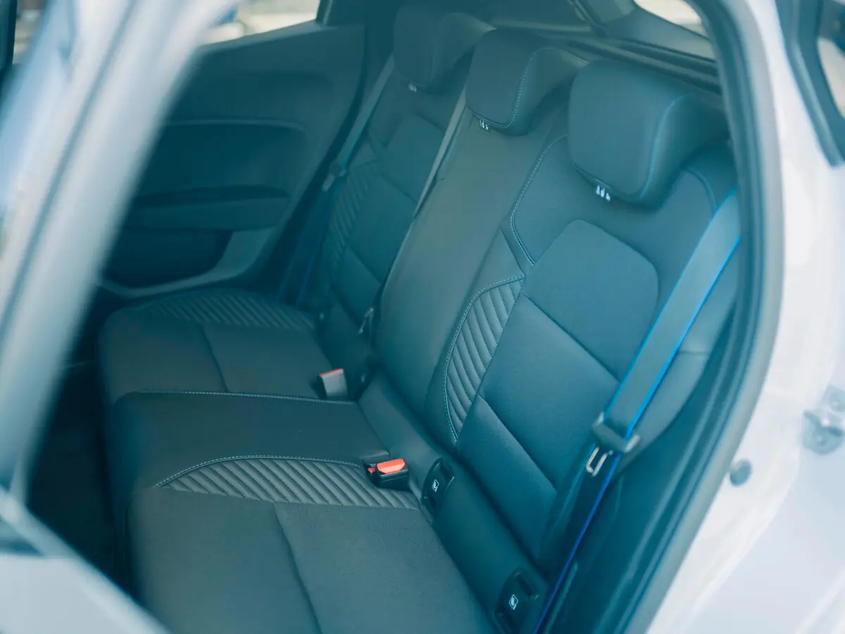 Renault Lutecia V Рестайлинг Хэтчбек 5 дв. — сүрөт 7