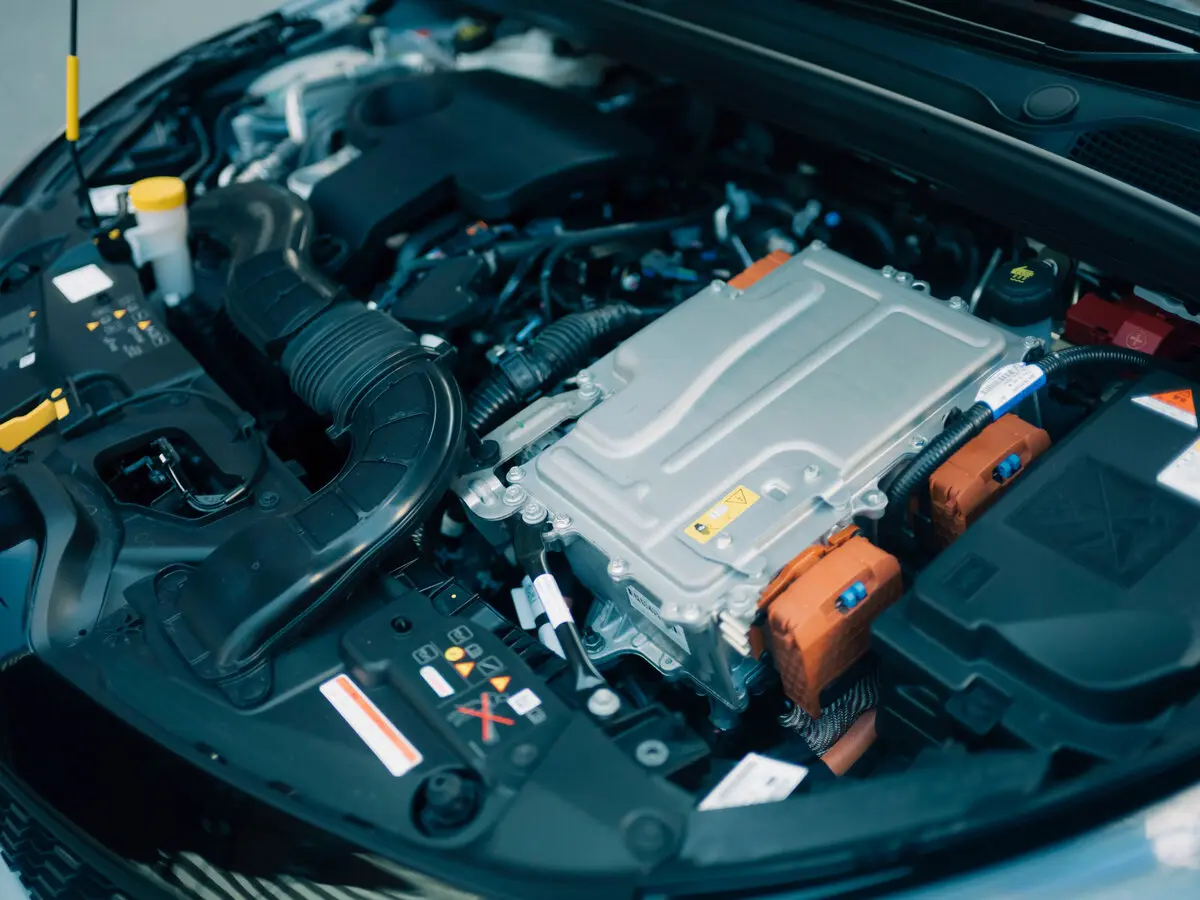 Renault Lutecia V Рестайлинг Хэтчбек 5 дв. — сүрөт 12