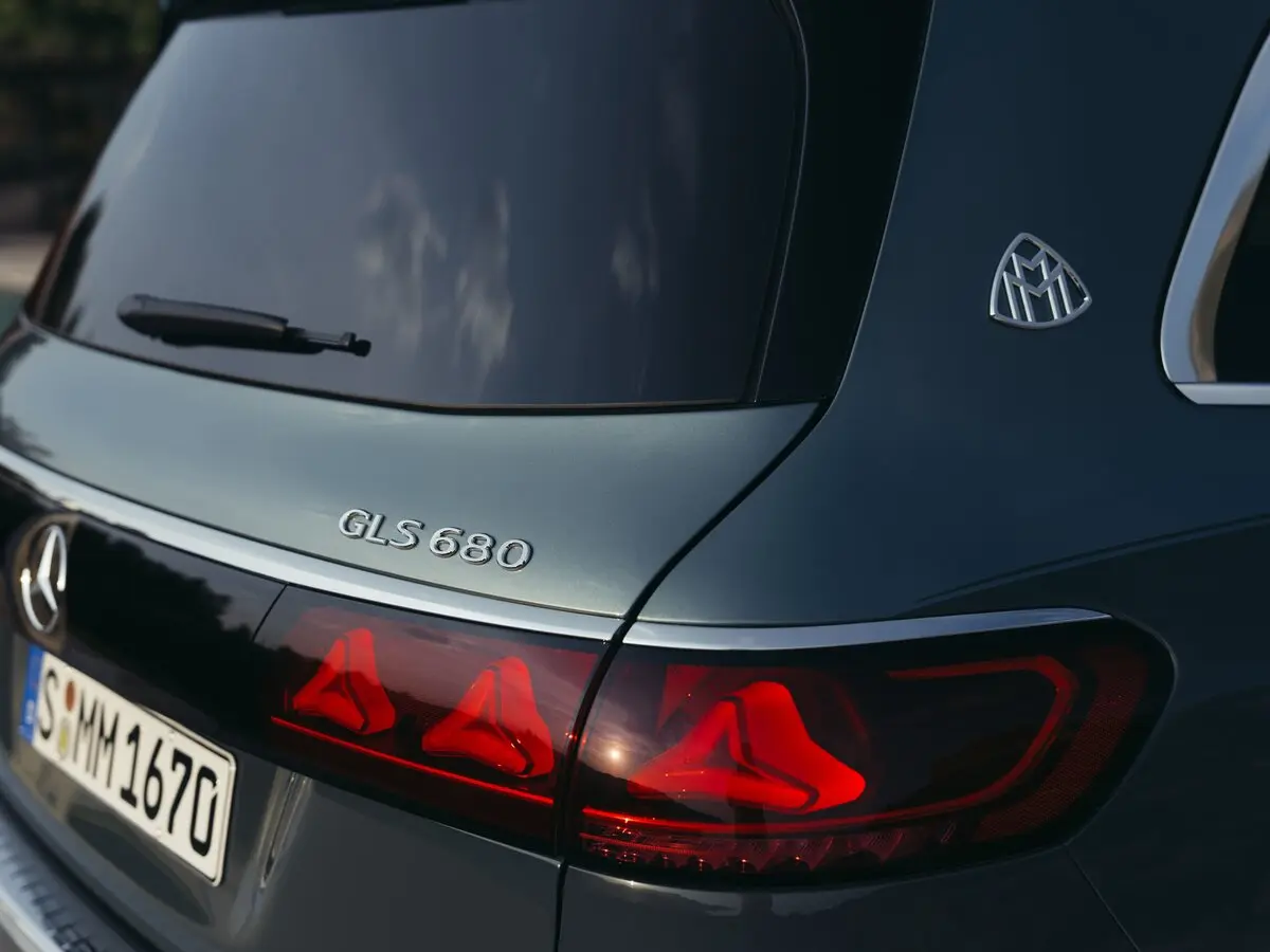 Mercedes-Benz Maybach GLS I Рестайлинг 2 Внедорожник 5 дв. — сүрөт 12