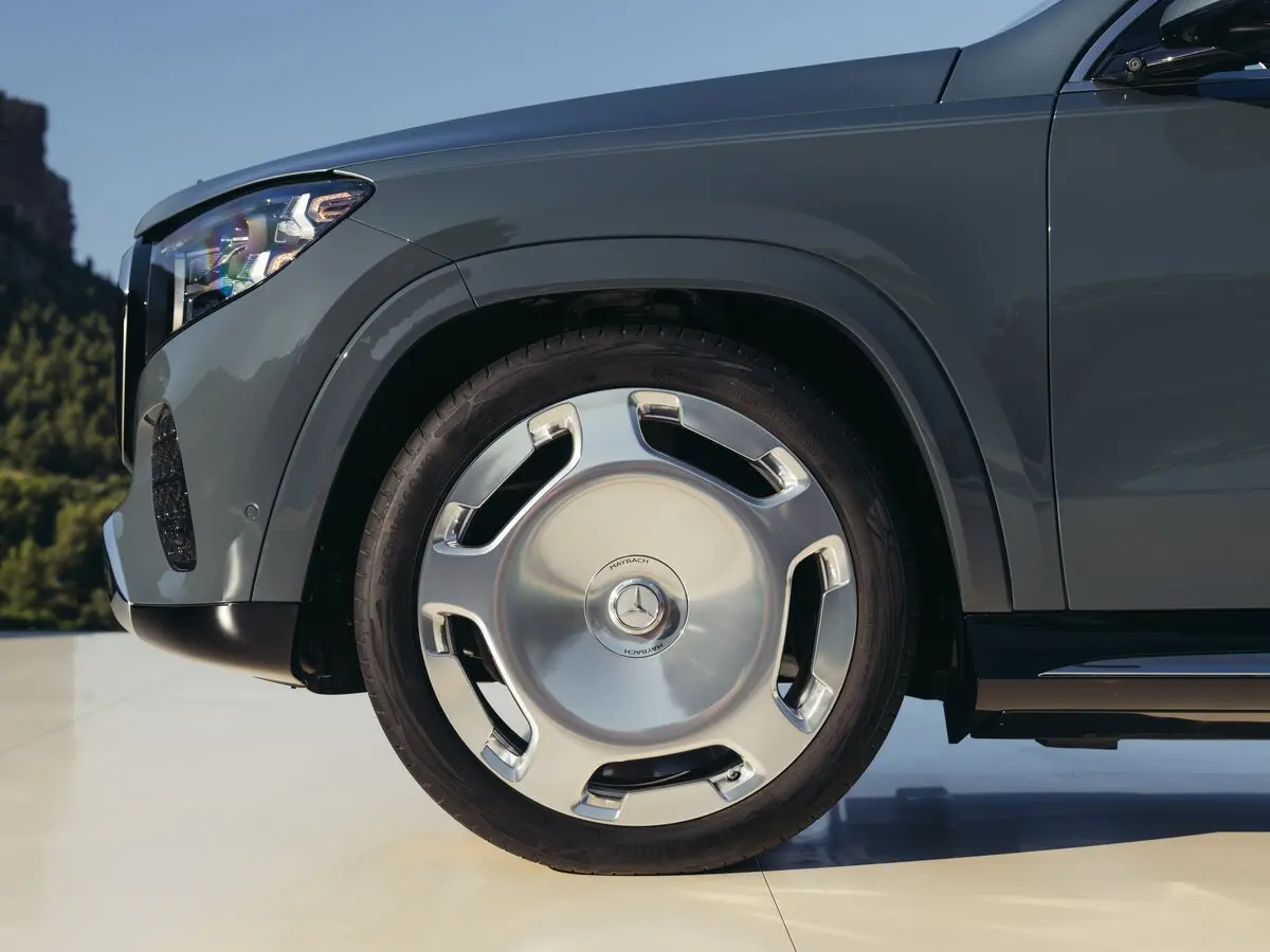 Mercedes-Benz Maybach GLS I Рестайлинг 2 Внедорожник 5 дв. — сүрөт 15