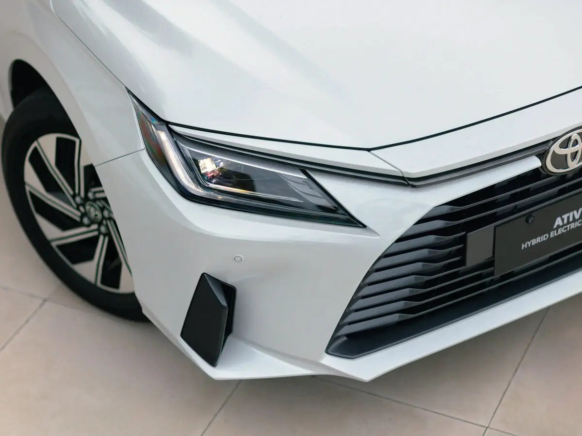 Toyota Ativ 2025 – н.в. Седан — фото 6