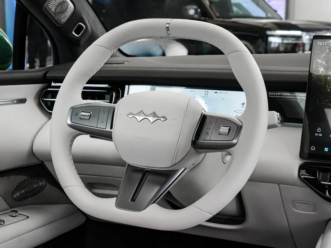 BYD FangChengBao Formula S 2026 – н.в. Хэтчбек 5 дв. — photo 10