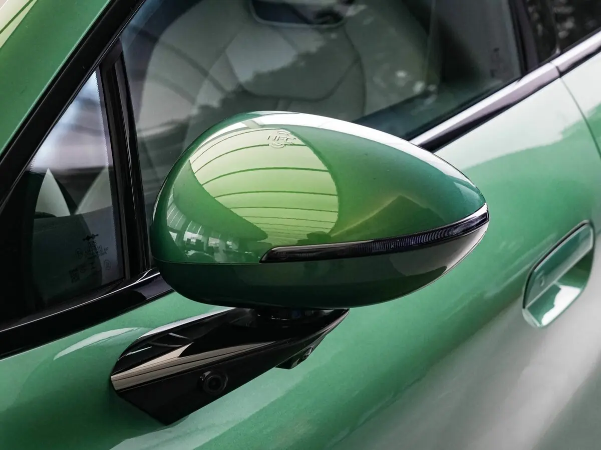 BYD FangChengBao Formula S 2026 – н.в. Хэтчбек 5 дв. — photo 16