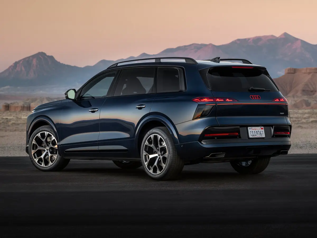 Audi Q9 2026 – н.в. Внедорожник 5 дв. — photo 4