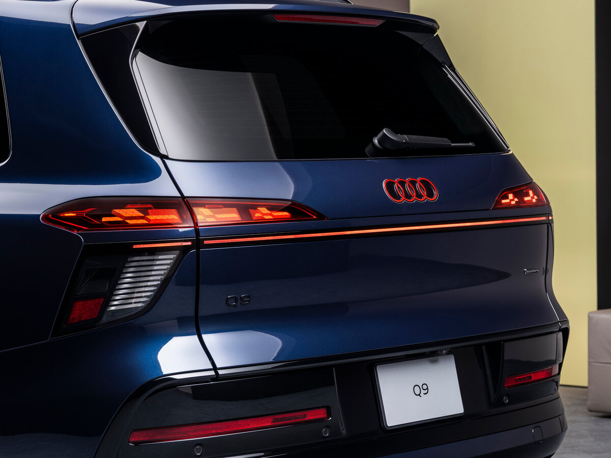 Audi Q9 2026 – н.в. Внедорожник 5 дв.