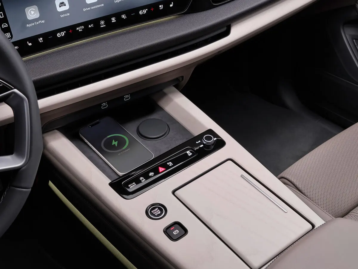 Audi Q9 2026 – н.в. Внедорожник 5 дв. — photo 14