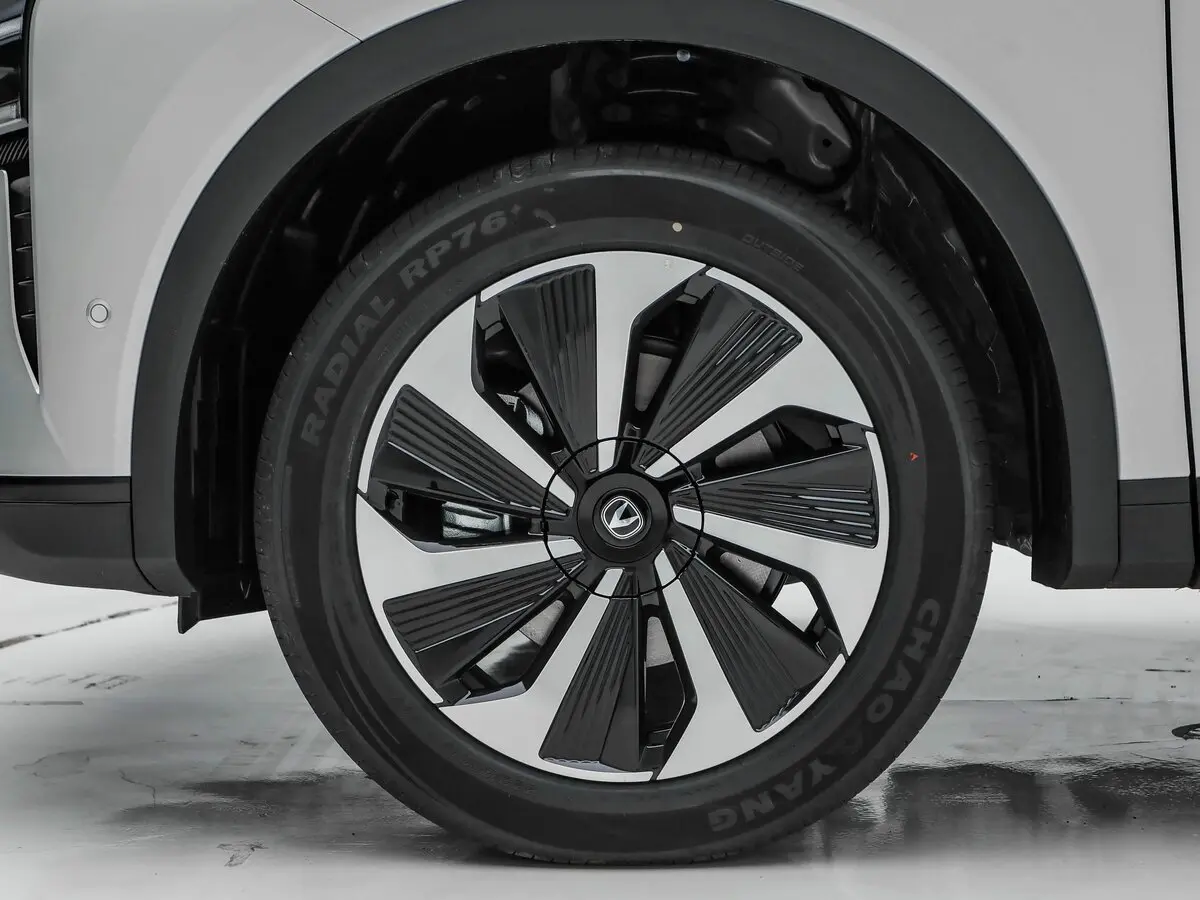 Changan CS75 Plus IV Рестайлинг Внедорожник 5 дв. — сүрөт 23