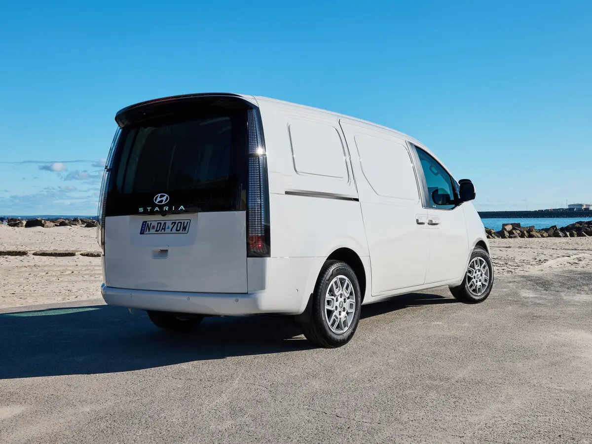 Hyundai Staria I Рестайлинг Фургон — сүрөт 5
