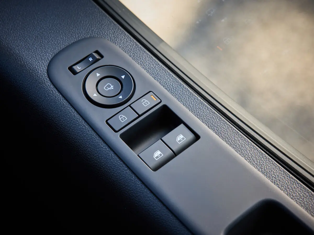 Hyundai Staria I Рестайлинг Фургон — сүрөт 11