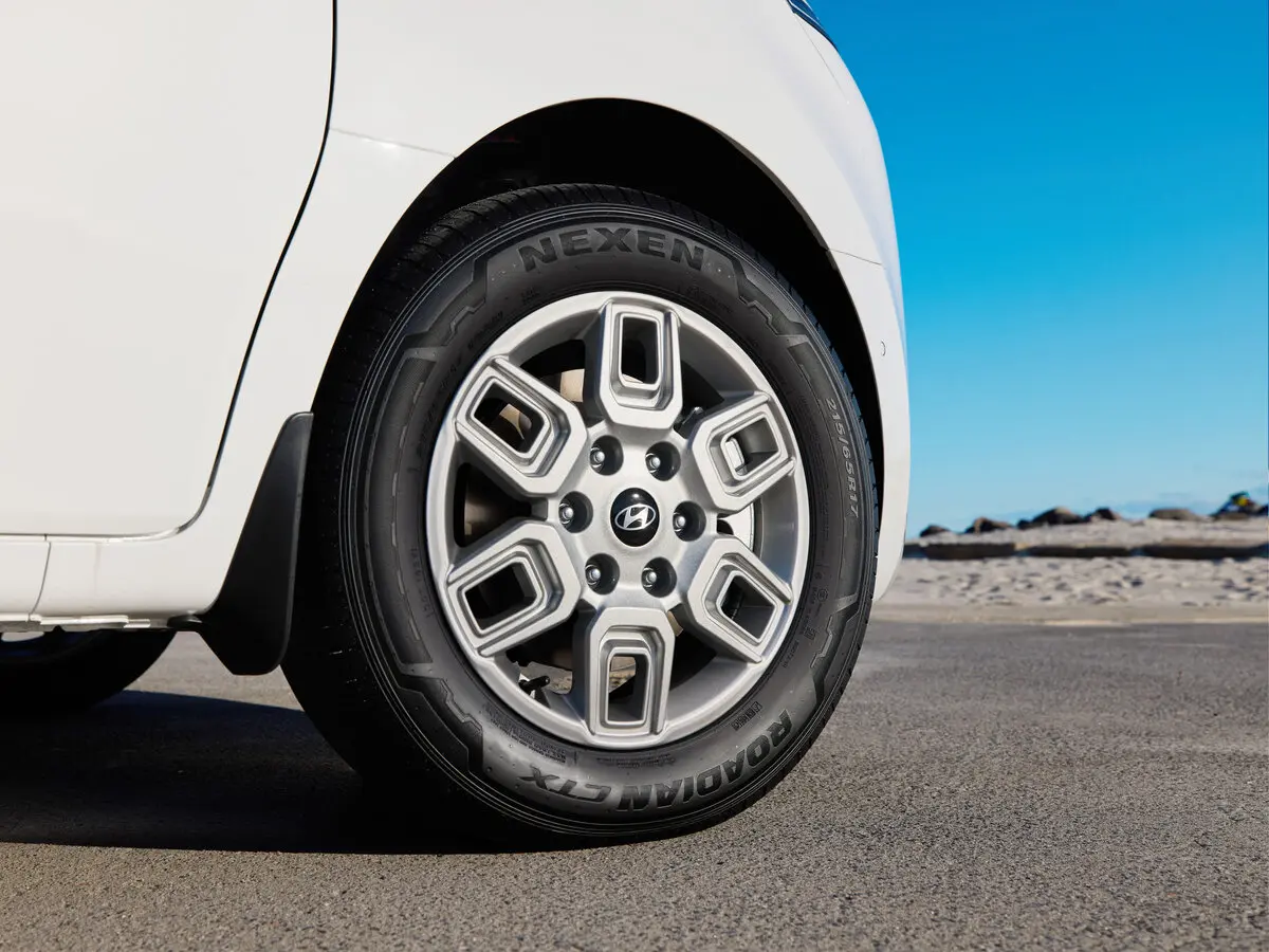 Hyundai Staria I Рестайлинг Фургон — сүрөт 17