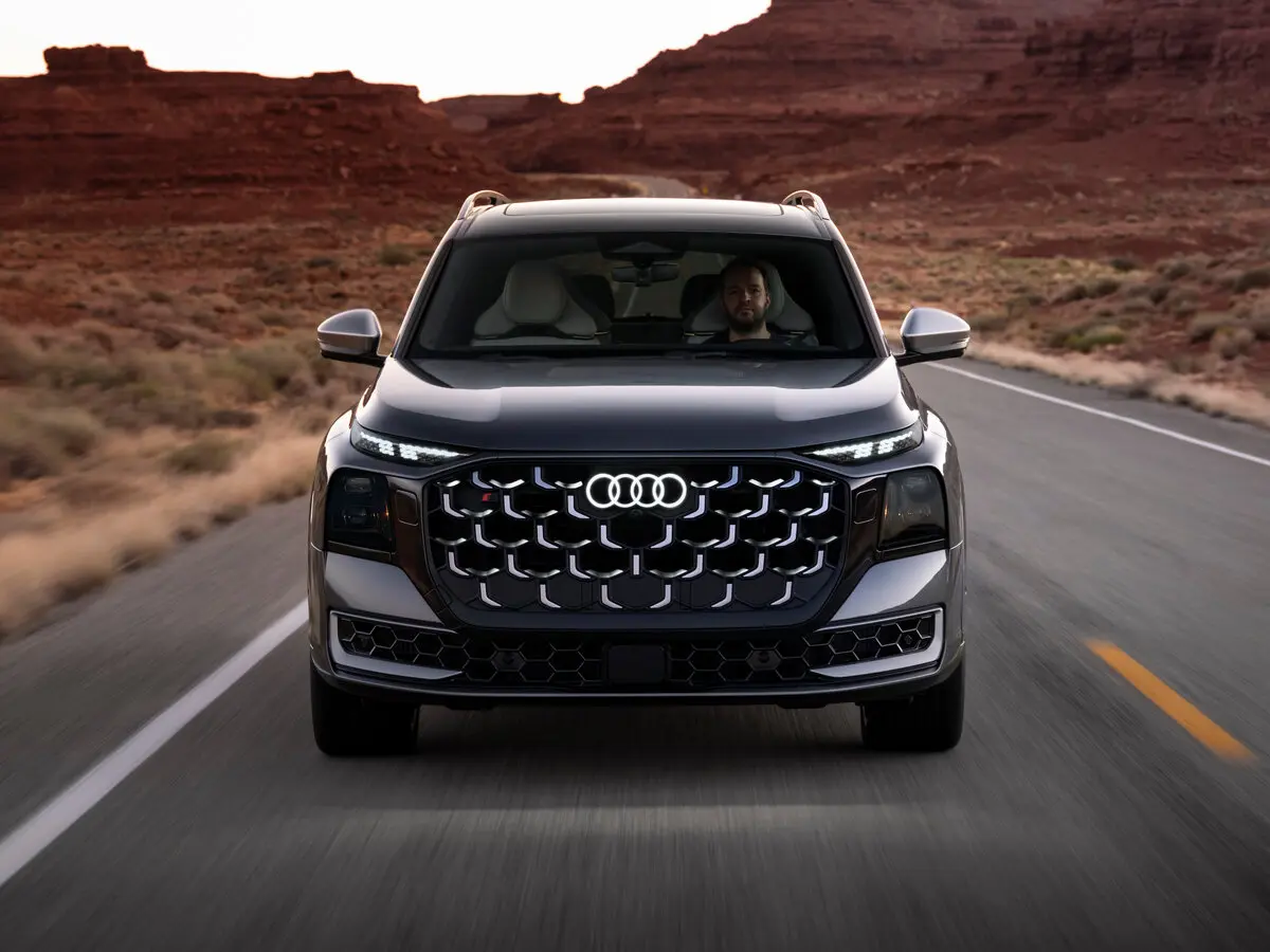 Audi SQ9 2026 – н.в. Внедорожник 5 дв. — сүрөт 3
