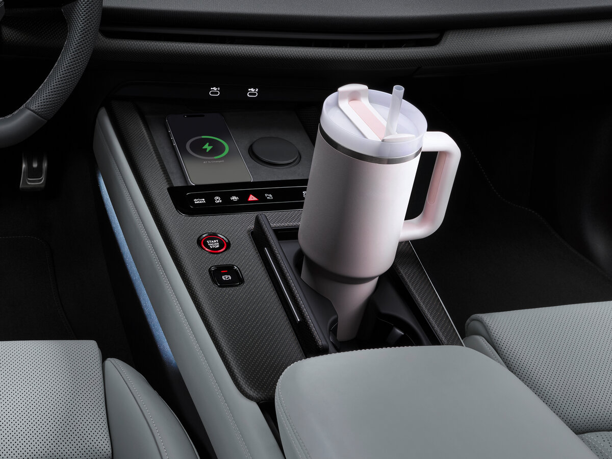 Audi SQ9 2026 – н.в. Внедорожник 5 дв.