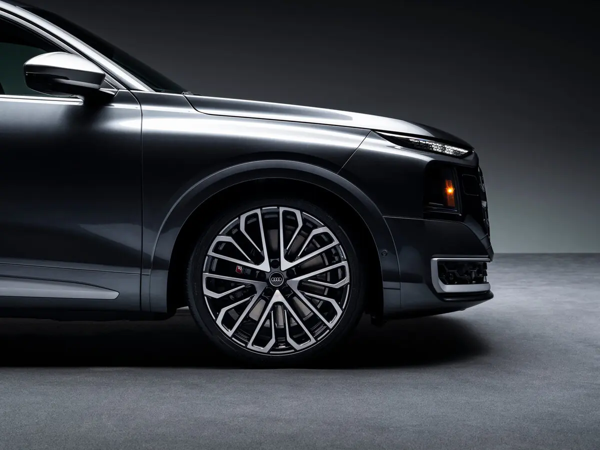 Audi SQ9 2026 – н.в. Внедорожник 5 дв. — сүрөт 18