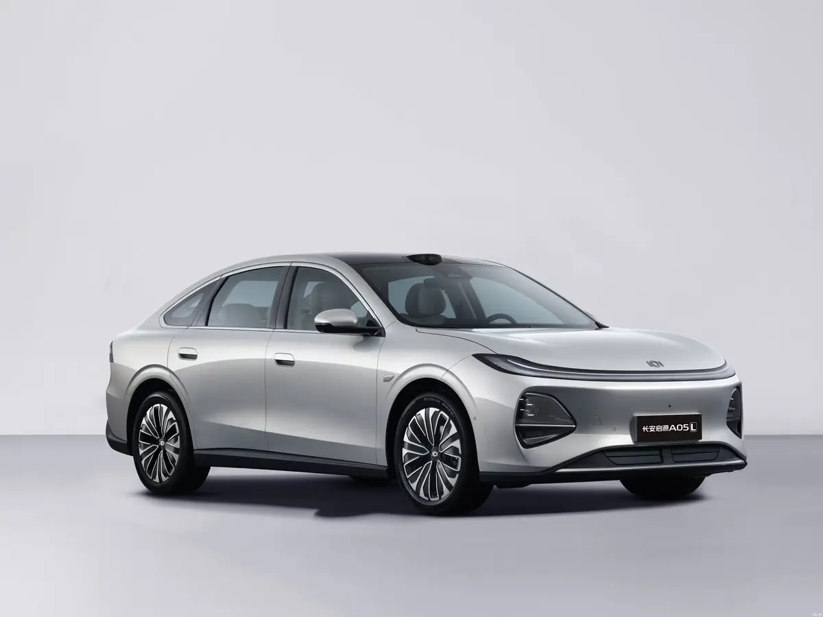 Changan Qiyuan A05L 2026 – н.в.