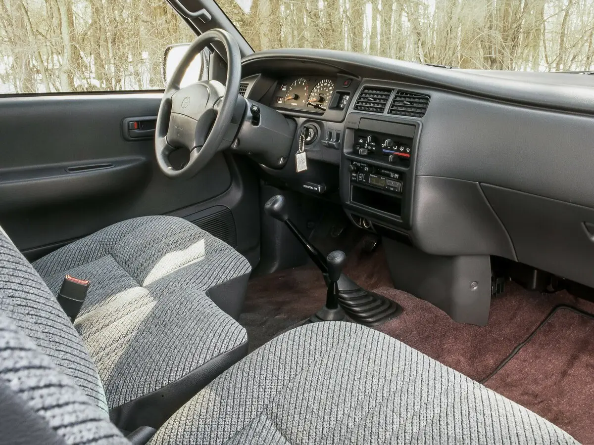 Toyota T100 1992 – 1998 Пикап Полуторная кабина — фото 5