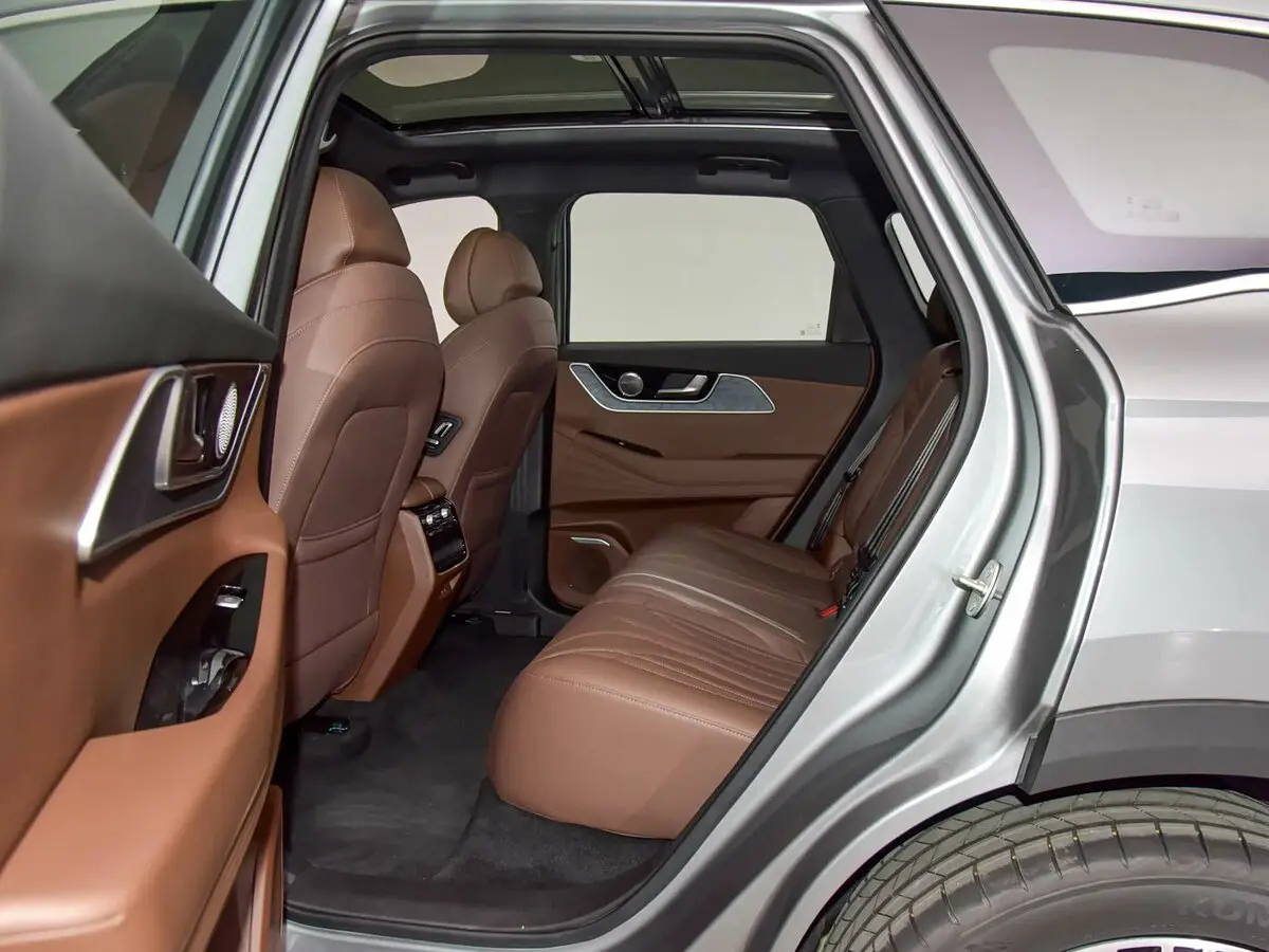 Chery Tiggo 9x 2025 – н.в. Внедорожник 5 дв. — 照片 11