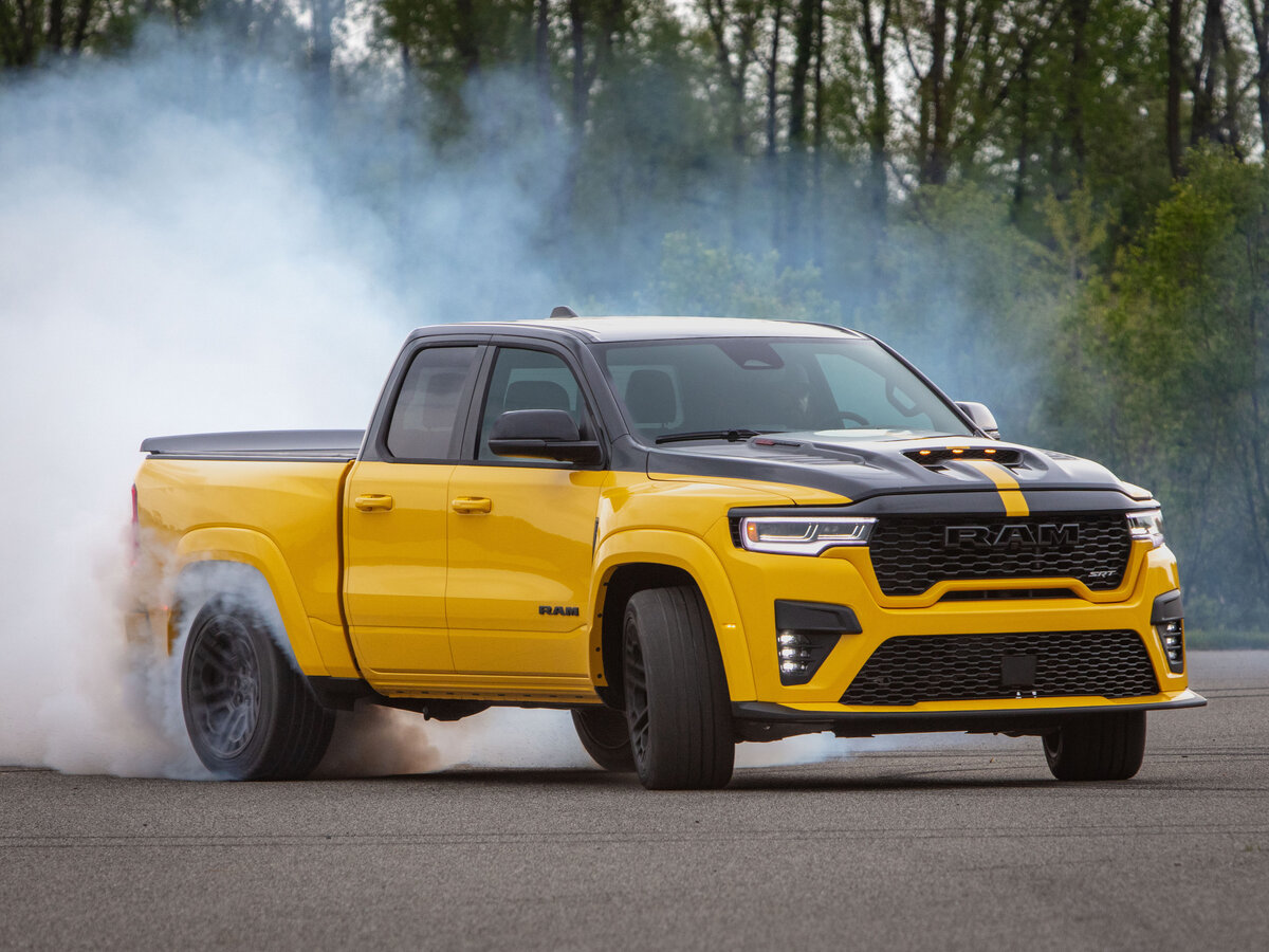 Ram 1500 V Рестайлинг Пикап Двойная кабина Rumble Bee