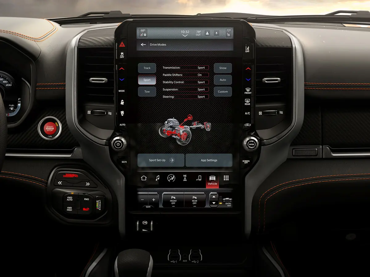 Ram 1500 V Рестайлинг Пикап Двойная кабина Rumble Bee — 照片 7