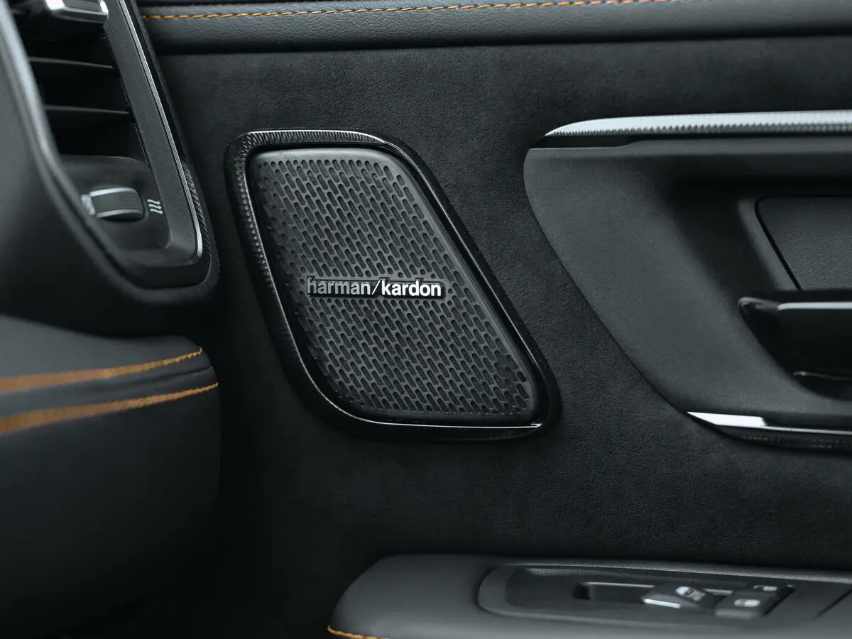 Ram 1500 V Рестайлинг Пикап Двойная кабина Rumble Bee — 照片 12