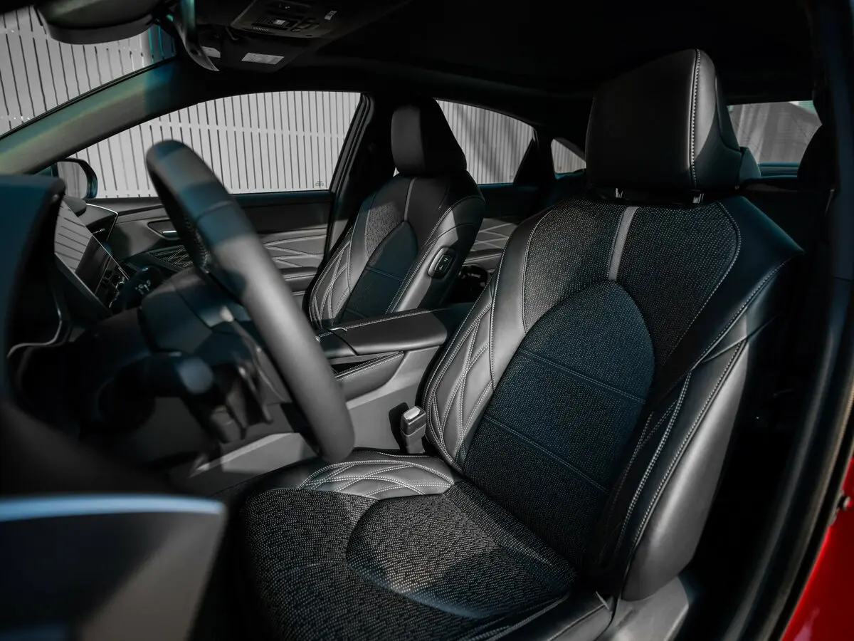 Toyota Avalon V Рестайлинг Седан — фото 6