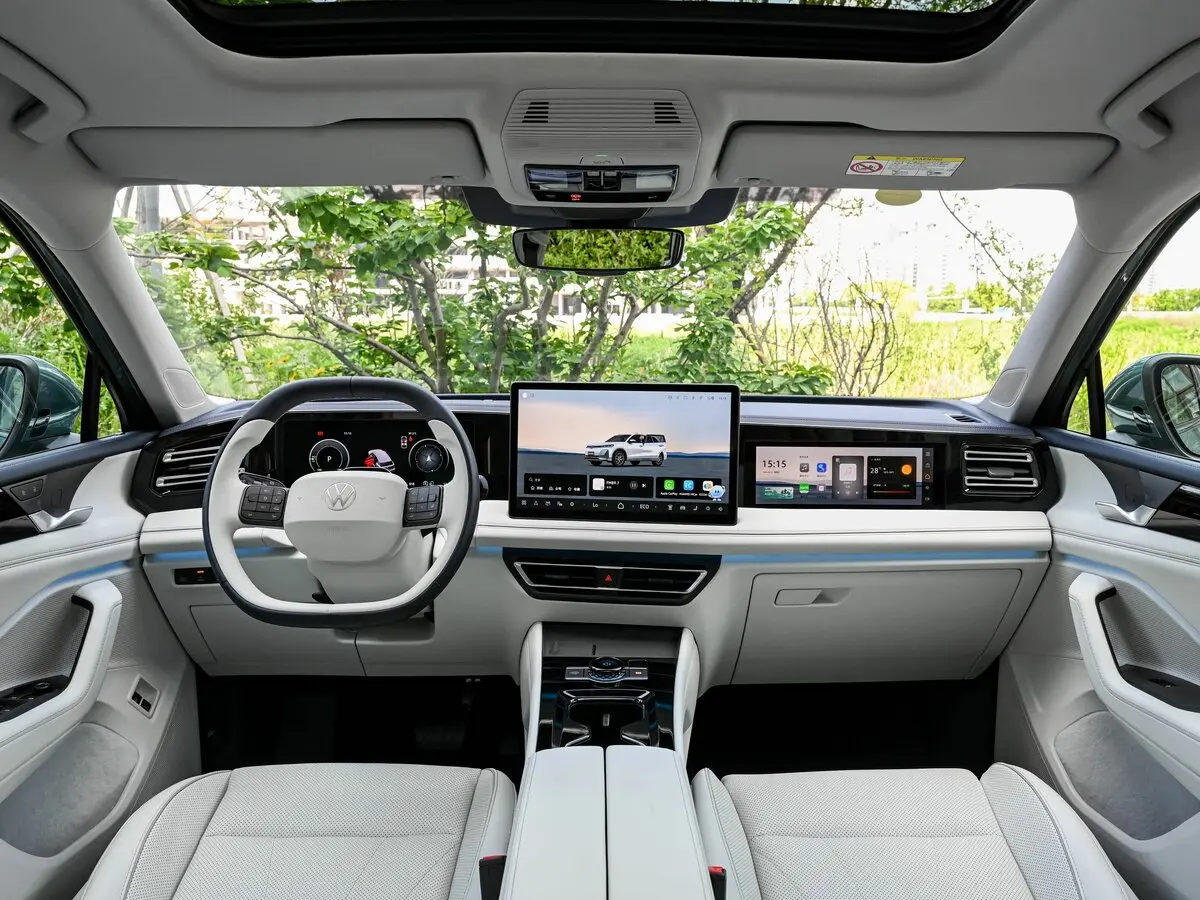 Volkswagen Tiguan III (China Market) Внедорожник 5 дв. L ePro — photo 6