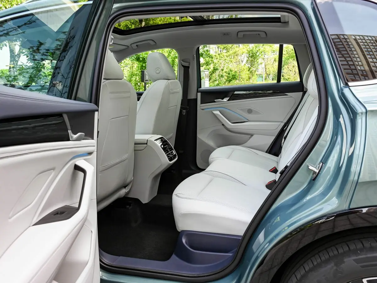 Volkswagen Tiguan III (China Market) Внедорожник 5 дв. L ePro — photo 11