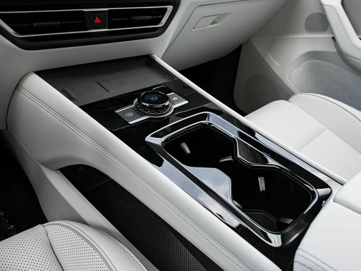Volkswagen Tiguan III (China Market) Внедорожник 5 дв. L ePro — photo 19