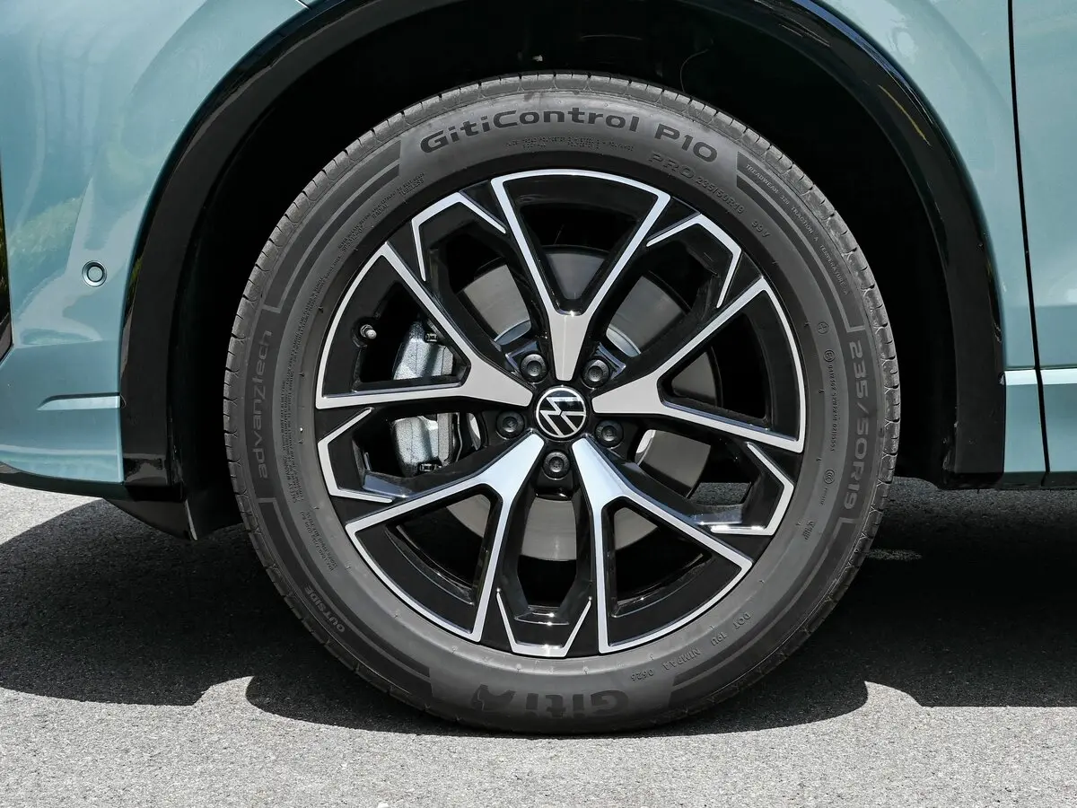 Volkswagen Tiguan III (China Market) Внедорожник 5 дв. L ePro — photo 23