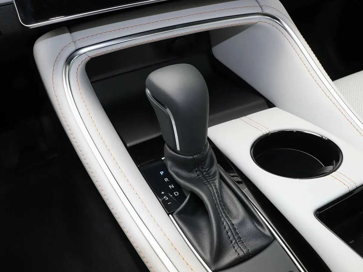 Toyota Avalon V Рестайлинг 2 Седан — фото 8