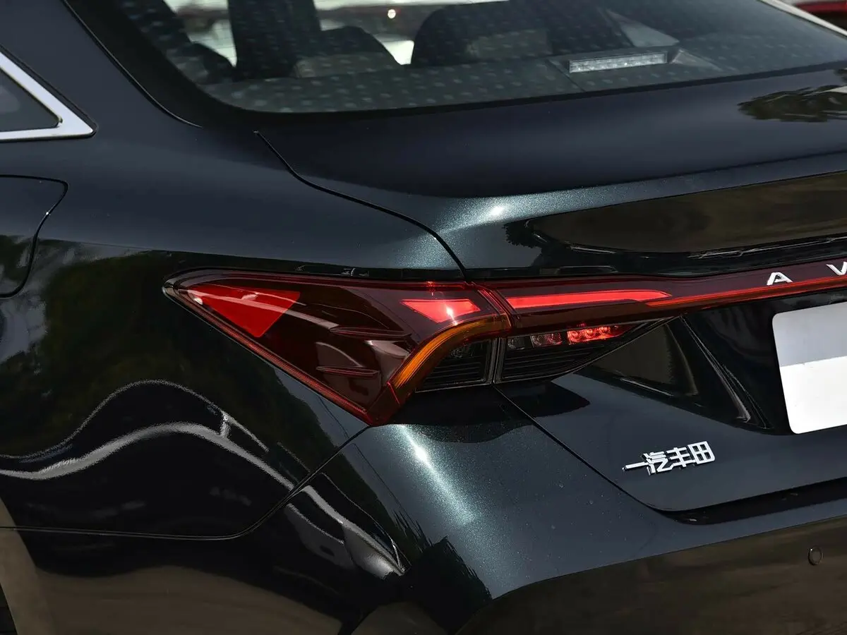 Toyota Avalon V Рестайлинг 2 Седан — фото 10
