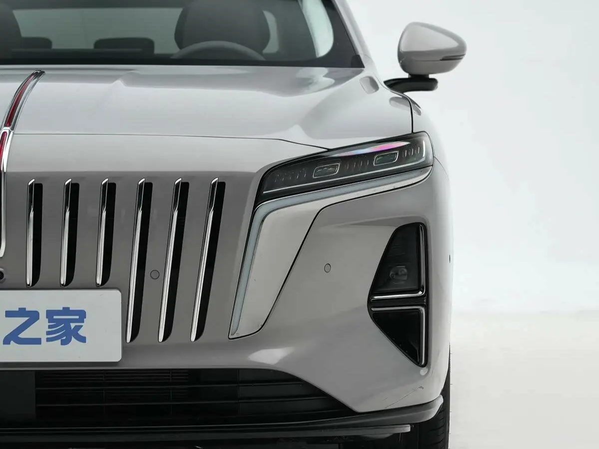 Hongqi H7 II Ресталйинг Седан — сүрөт 7