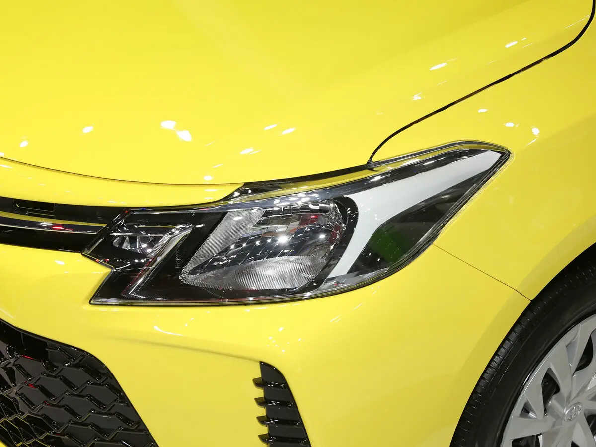Toyota Vios III Рестайлинг Хэтчбек 5 дв. FS — фото 9