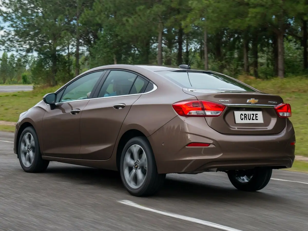 Chevrolet Cruze II Рестайлинг Седан — сүрөт 4