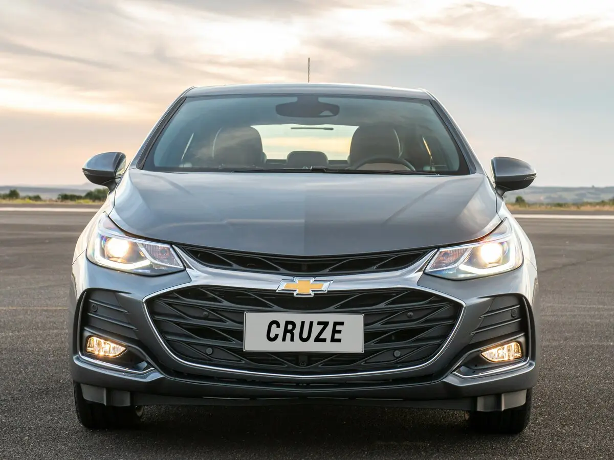 Chevrolet Cruze II Рестайлинг Хэтчбек 5 дв. — сүрөт 3