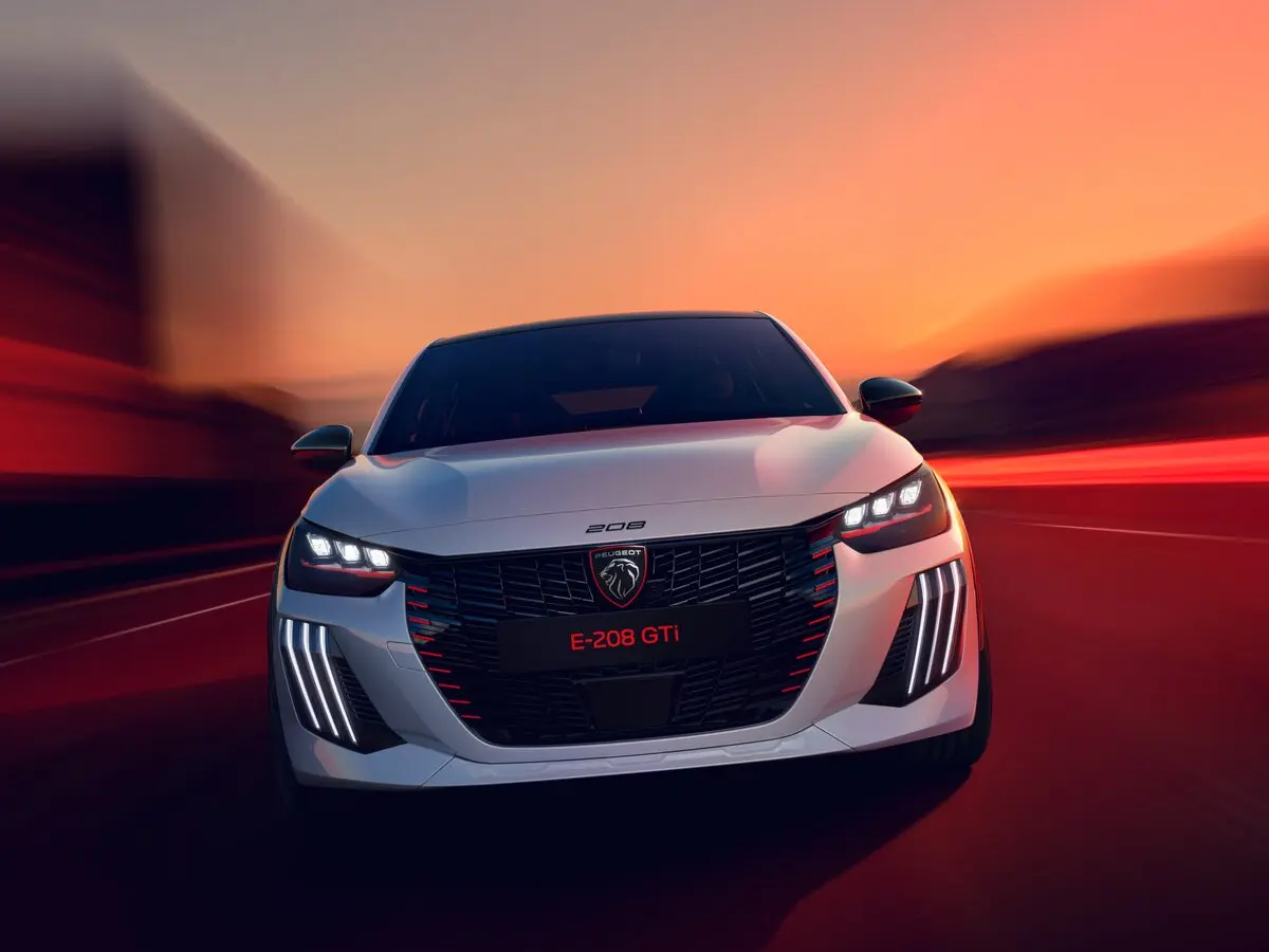 Peugeot 208 GTi II Хэтчбек 5 дв. — 照片 3