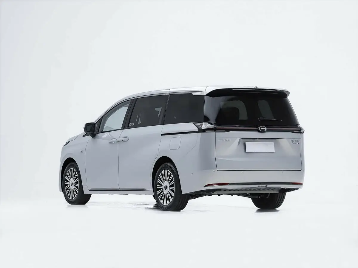 GAC Trumpchi E8 I Рестайлинг Минивэн — сүрөт 5
