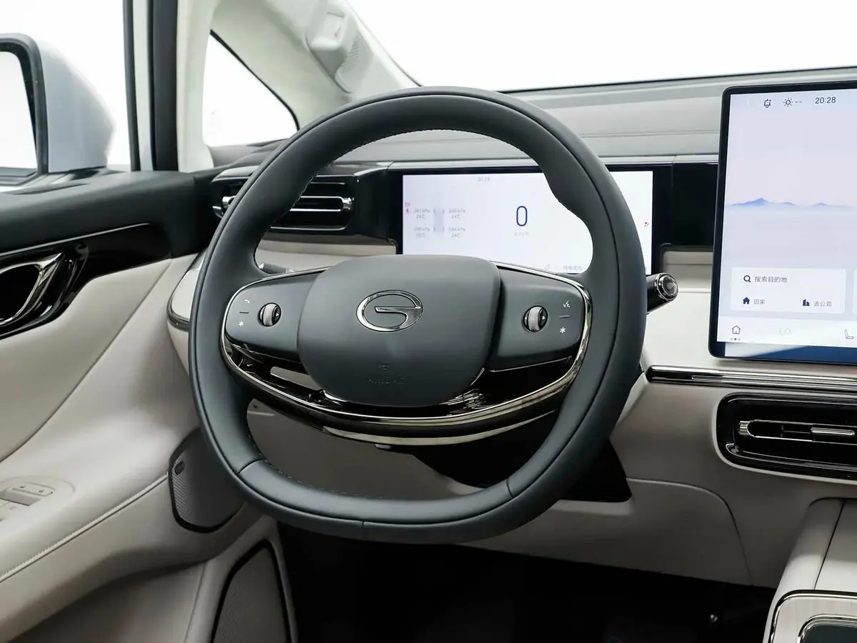 GAC Trumpchi E8 I Рестайлинг Минивэн — сүрөт 10