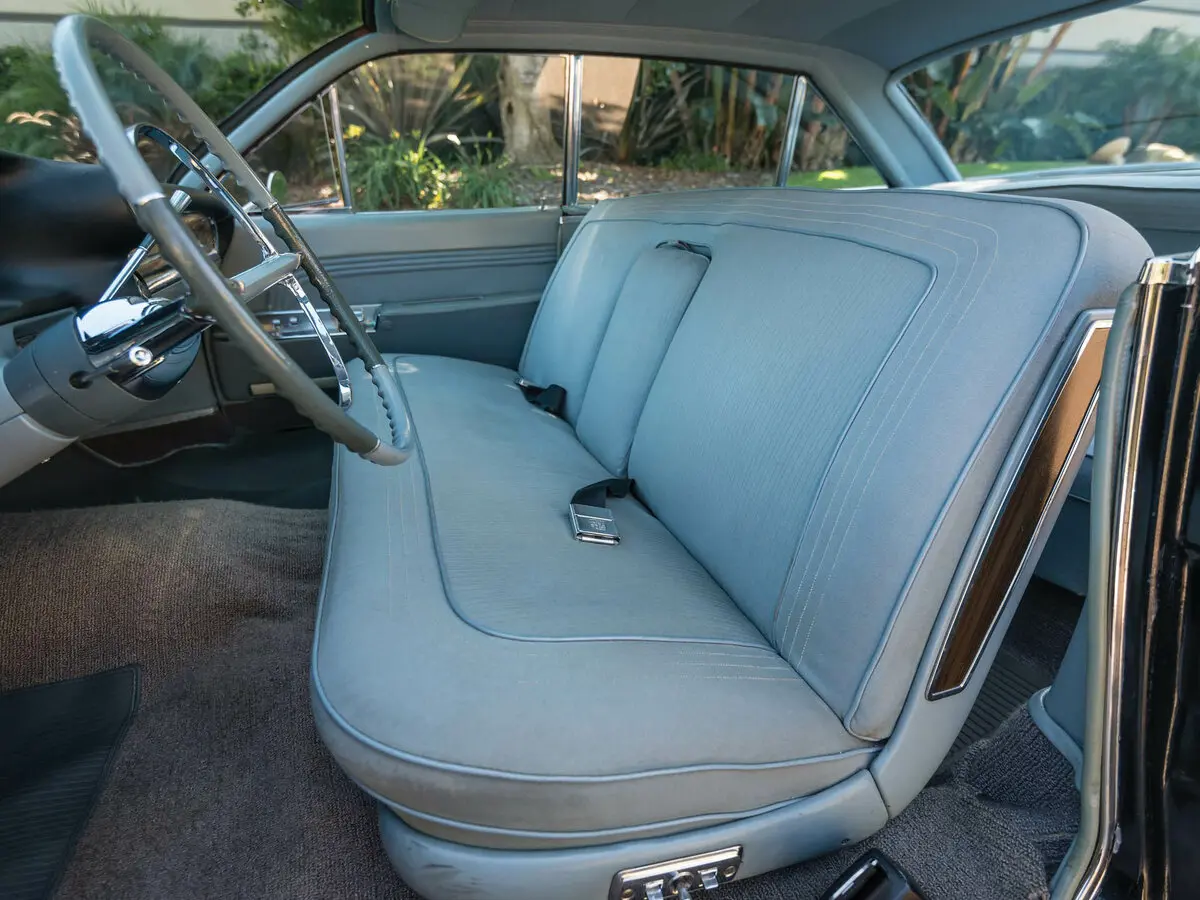 Cadillac Eldorado IV Седан-хардтоп Brougham — сүрөт 7