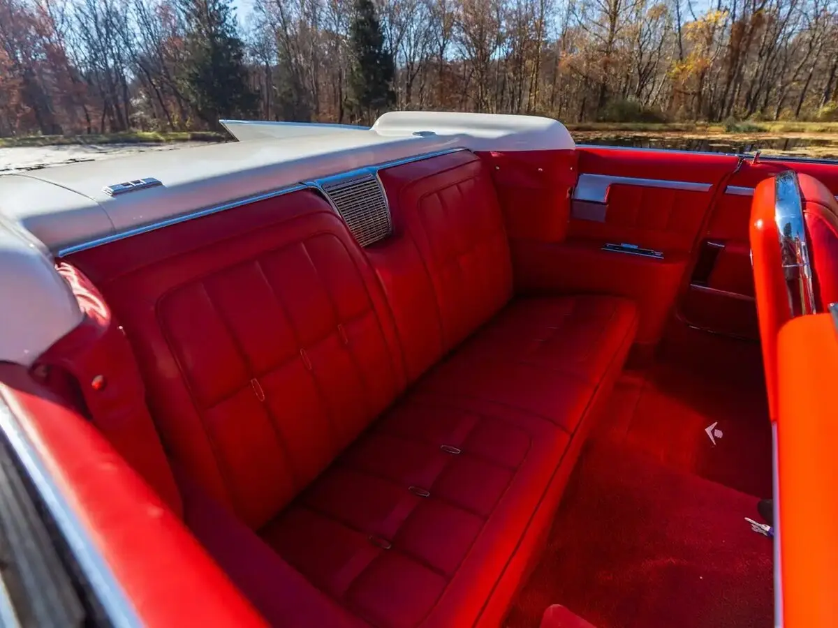 Cadillac Eldorado IV Рестайлинг Кабриолет Biarritz — photo 8