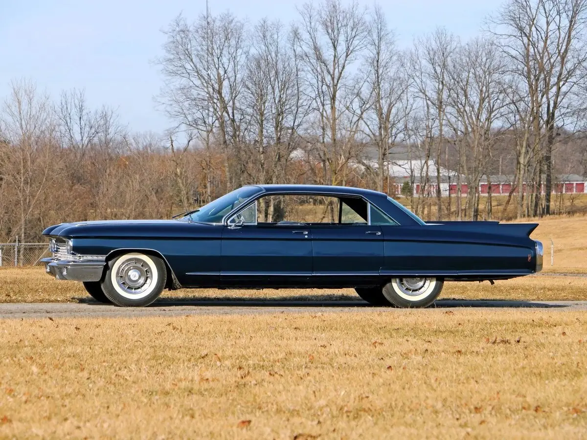Cadillac Eldorado IV Рестайлинг Седан-хардтоп Brougham — сүрөт 2